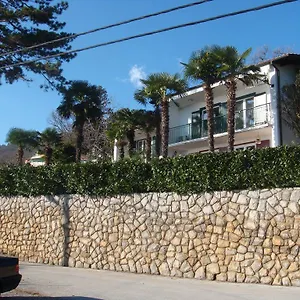 Apartment Leon And Leona, Opatija